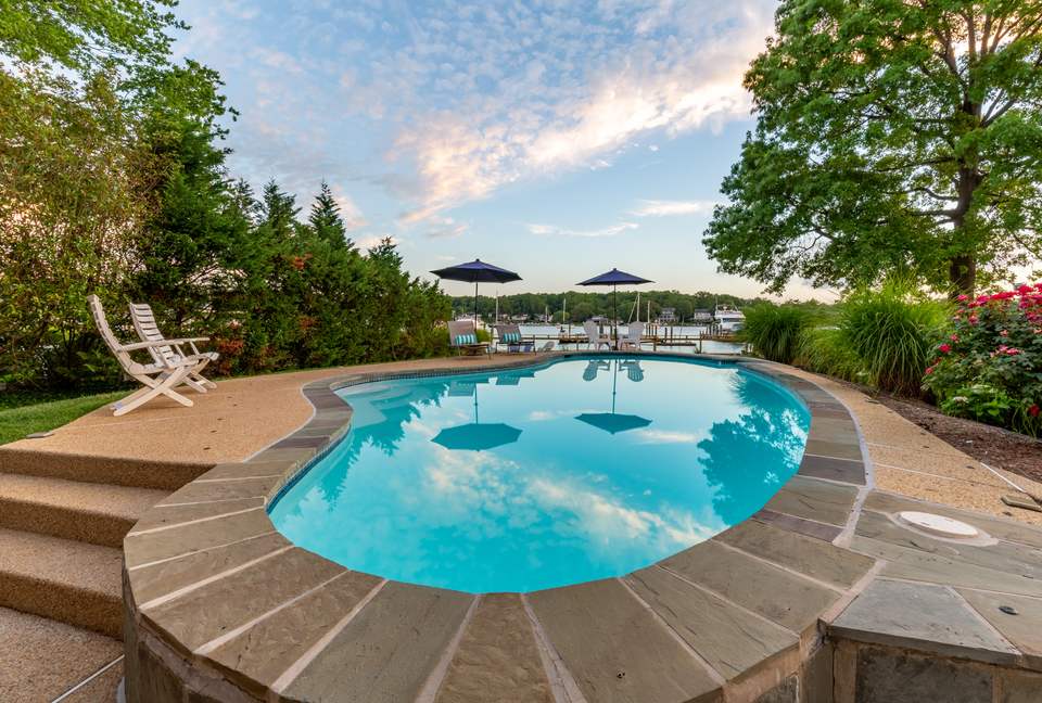 Annapolis Cove Lake Ogleton Charmer - Annapolis, Maryland