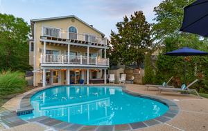 Annapolis Cove Lake Ogleton Charmer - Annapolis, Maryland