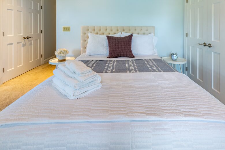 Annapolis Cove Lake Ogleton Charmer - Annapolis, Maryland