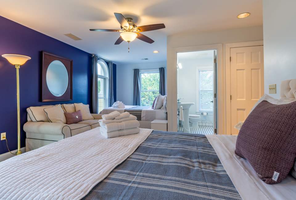 Annapolis Cove Lake Ogleton Charmer - Annapolis, Maryland