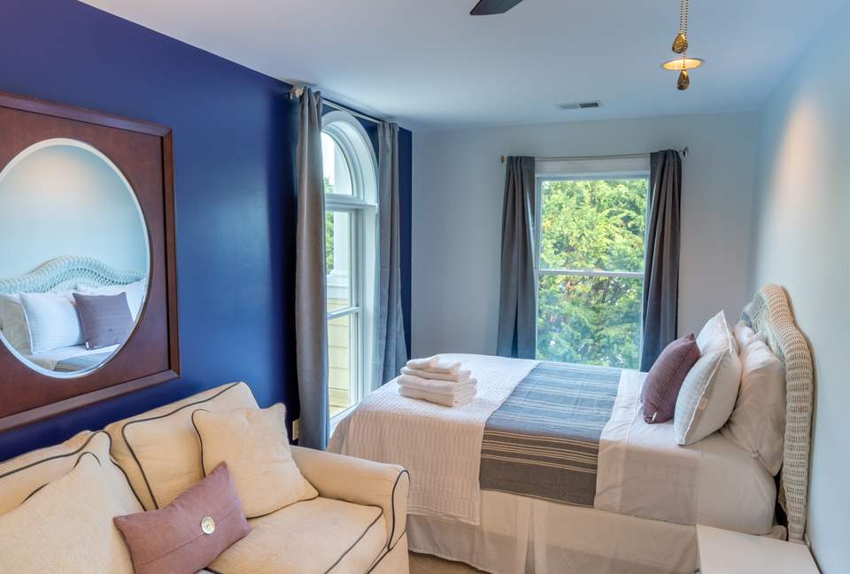 Annapolis Cove Lake Ogleton Charmer - Annapolis, Maryland