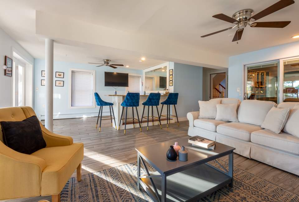 Annapolis Cove Lake Ogleton Charmer - Annapolis, Maryland