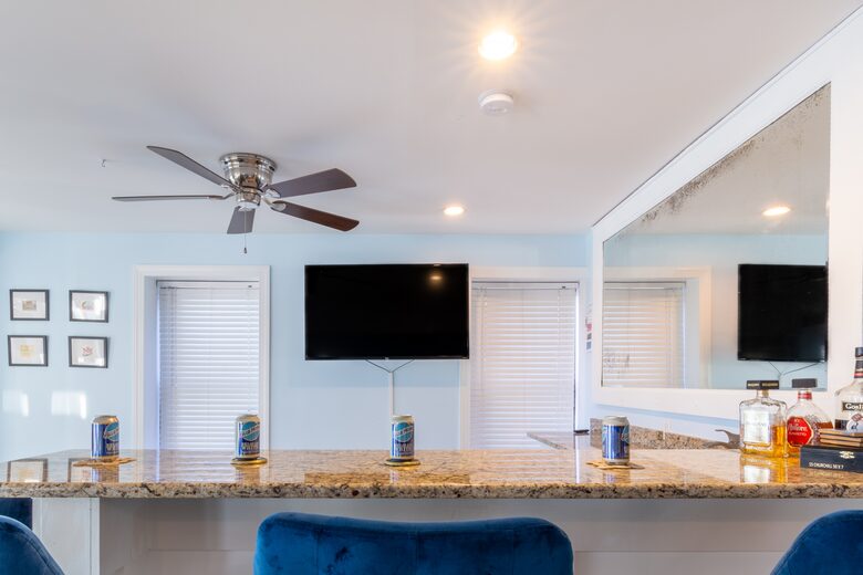 Annapolis Cove Lake Ogleton Charmer - Annapolis, Maryland