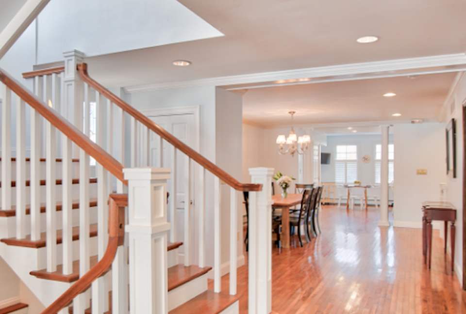 Annapolis Cove Lake Ogleton Charmer - Annapolis, Maryland