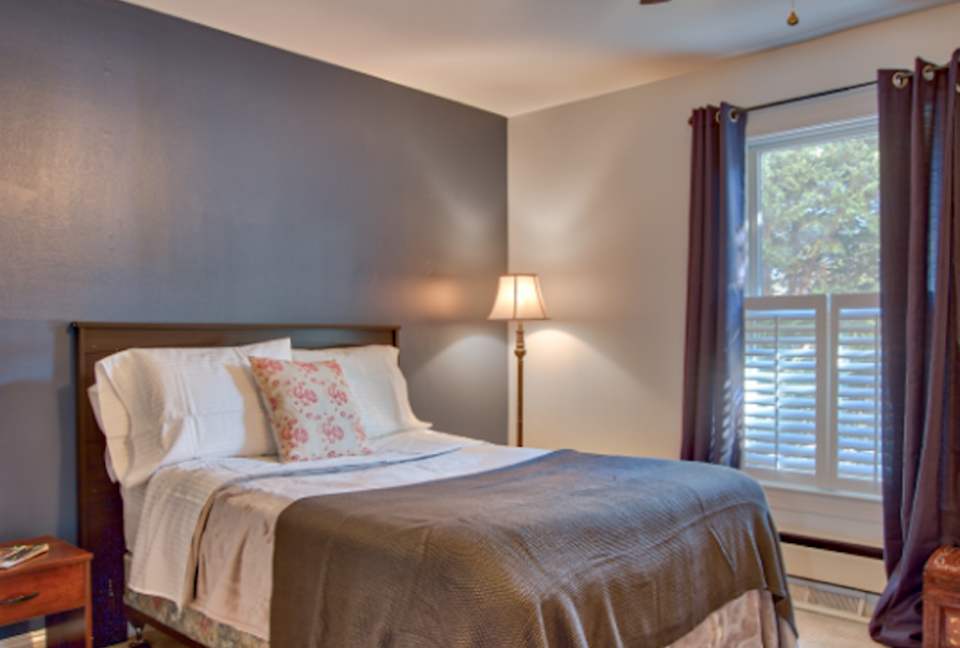 Annapolis Cove Lake Ogleton Charmer - Annapolis, Maryland