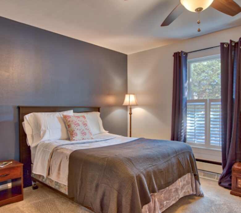 Annapolis Cove Lake Ogleton Charmer - Annapolis, Maryland