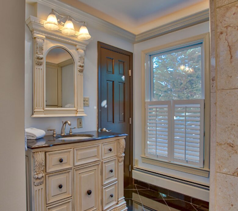 Annapolis Cove Lake Ogleton Charmer - Annapolis, Maryland