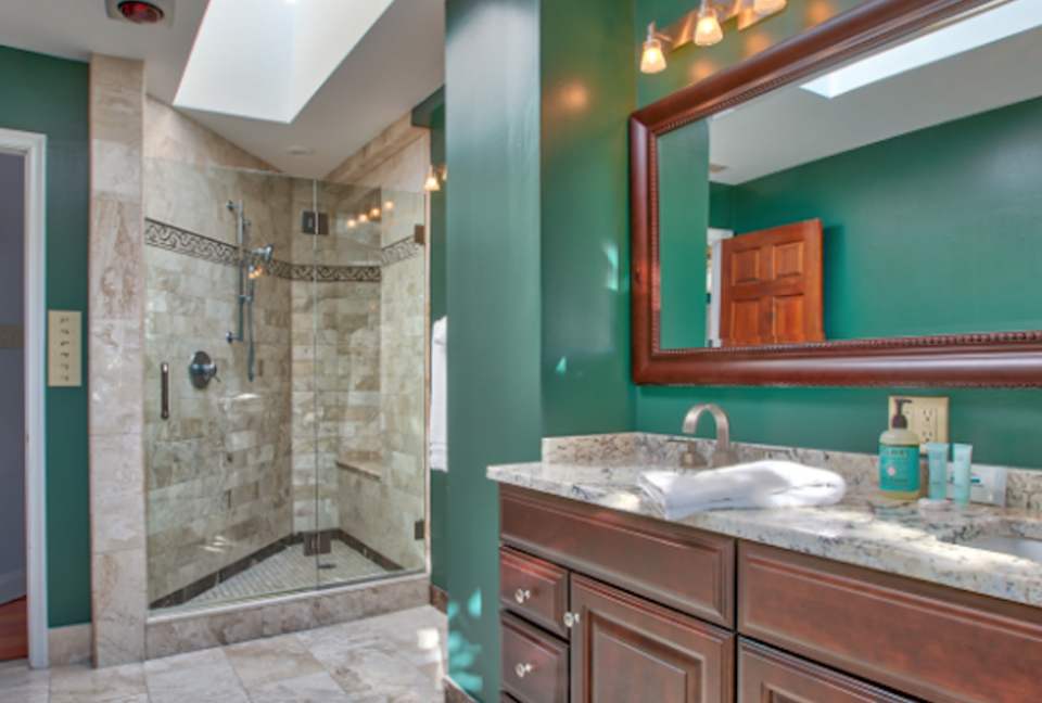 Annapolis Cove Lake Ogleton Charmer - Annapolis, Maryland