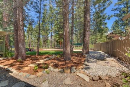 Oak Ridge Retreat - South Lake Tahoe, California