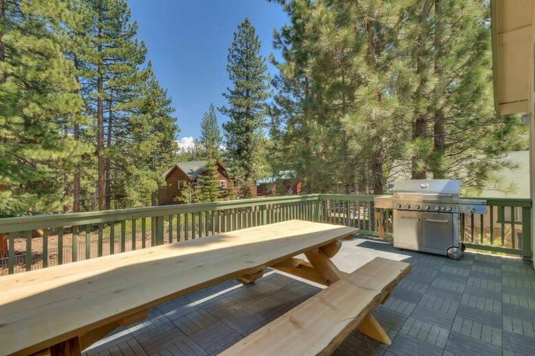 Oak Ridge Retreat - South Lake Tahoe, California