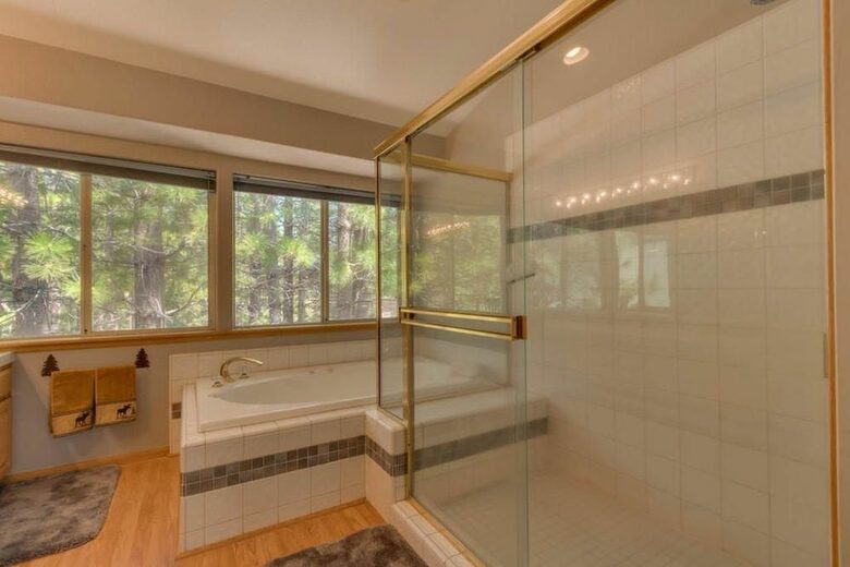 Oak Ridge Retreat - South Lake Tahoe, California