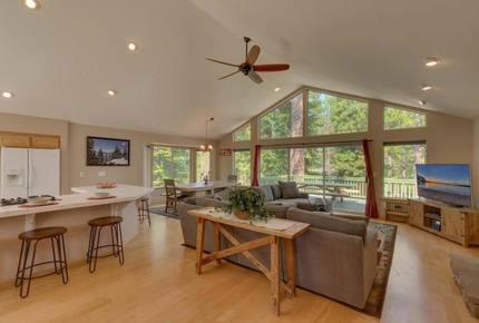 Oak Ridge Retreat - South Lake Tahoe, California
