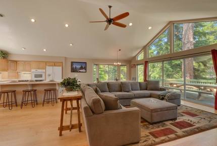 Oak Ridge Retreat - South Lake Tahoe, California