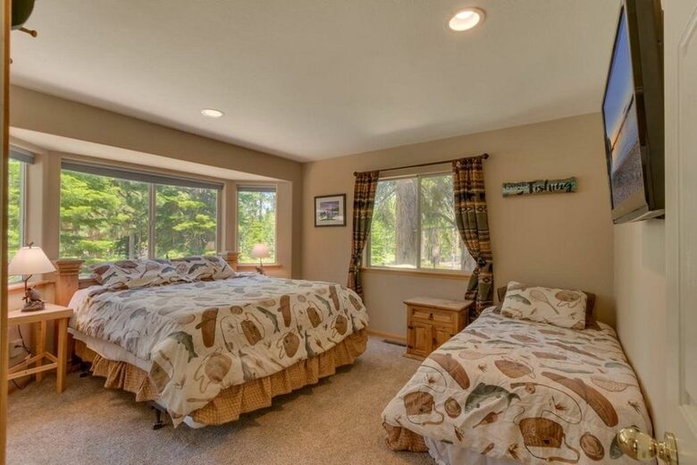 Oak Ridge Retreat - South Lake Tahoe, California
