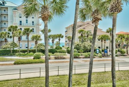 Crystal Breeze - Destin, Florida