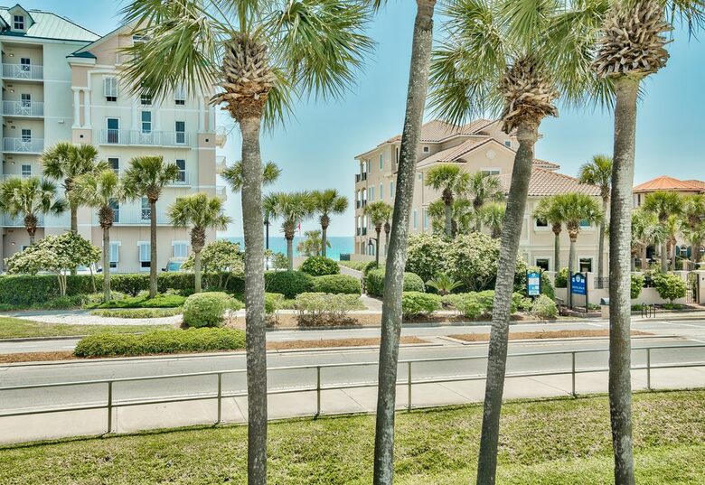 Crystal Breeze - Destin, Florida