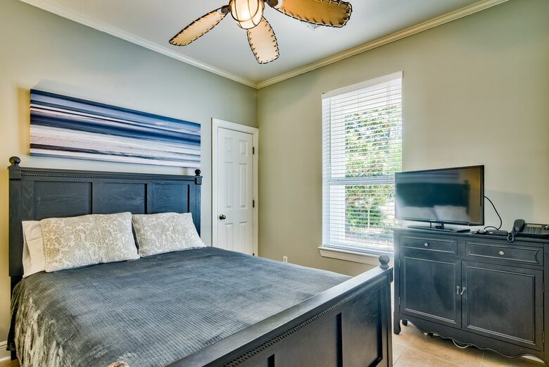 Crystal Breeze - Destin, Florida