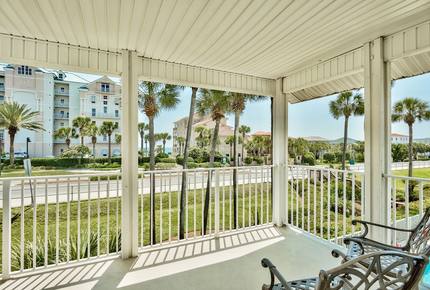 Crystal Breeze - Destin, Florida