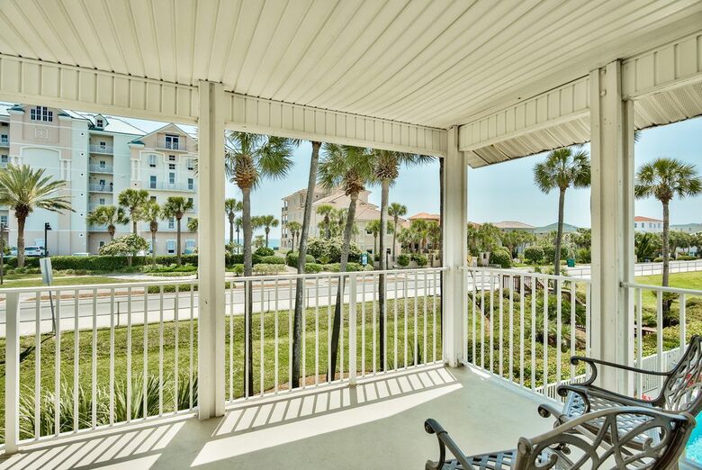 Crystal Breeze - Destin, Florida