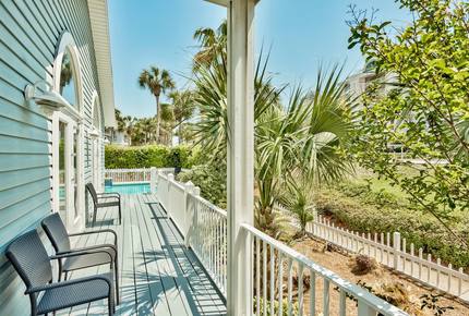 Crystal Breeze - Destin, Florida