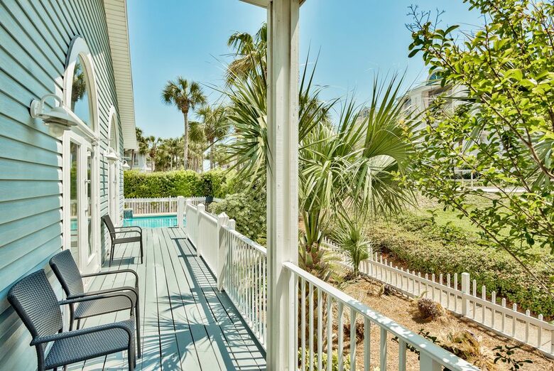 Crystal Breeze - Destin, Florida