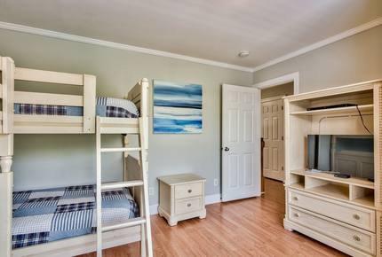 Crystal Breeze - Destin, Florida