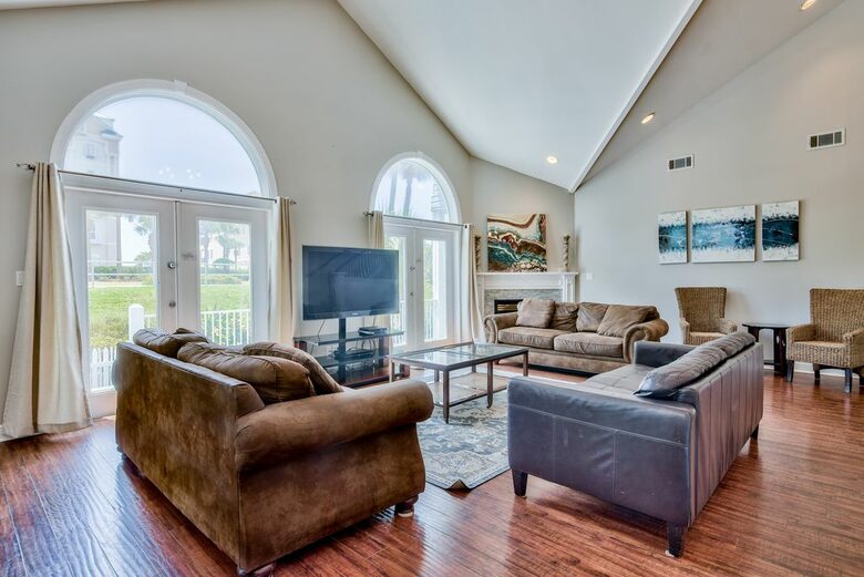 Crystal Breeze - Destin, Florida