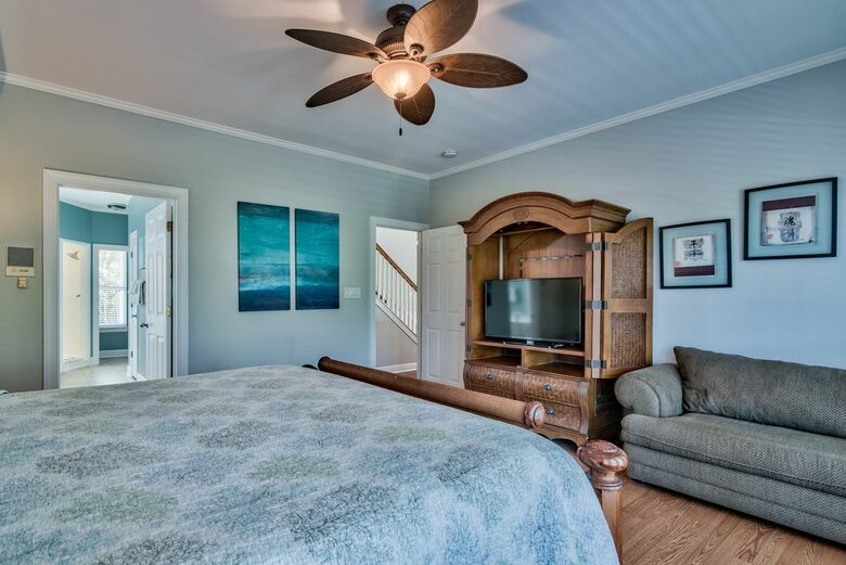 Crystal Breeze - Destin, Florida