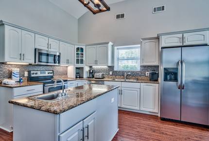 Crystal Breeze - Destin, Florida