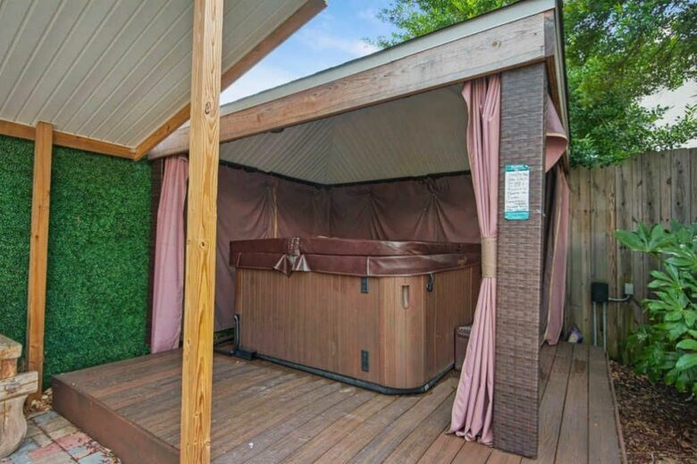 Tropical Paradise on the Emerald Coast - Miramar Beach, Florida