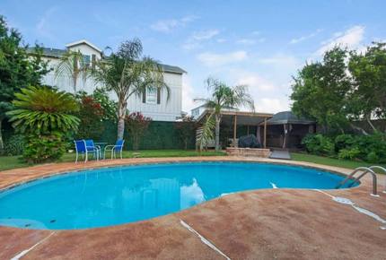 Tropical Paradise on the Emerald Coast - Miramar Beach, Florida