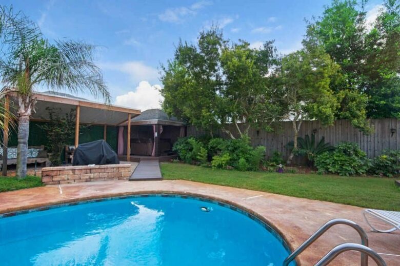 Tropical Paradise on the Emerald Coast - Miramar Beach, Florida