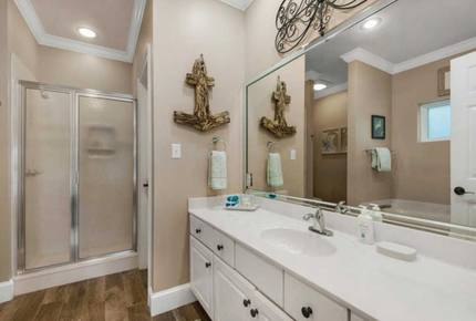 Tropical Paradise on the Emerald Coast - Miramar Beach, Florida