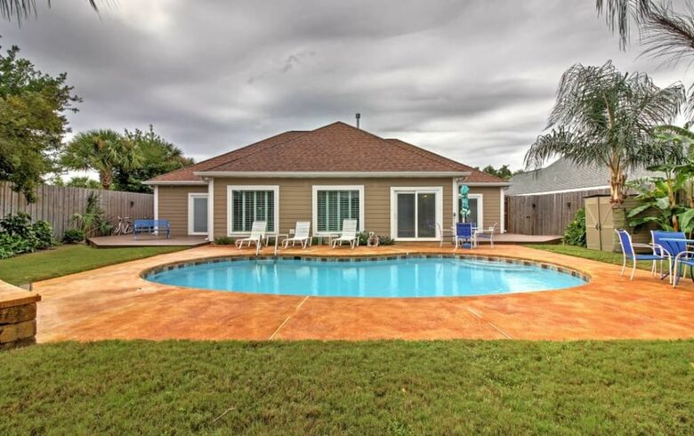 Tropical Paradise on the Emerald Coast - Miramar Beach, Florida