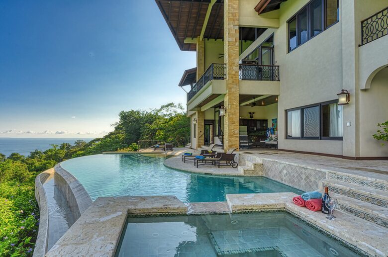 Casa Big Sur - Escaleras, Costa Rica