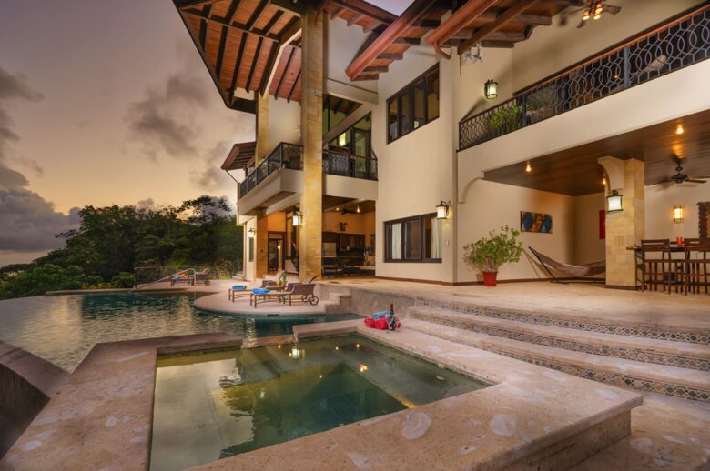 Casa Big Sur - Escaleras, Costa Rica