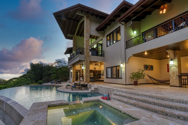 Casa Big Sur - Escaleras, Costa Rica