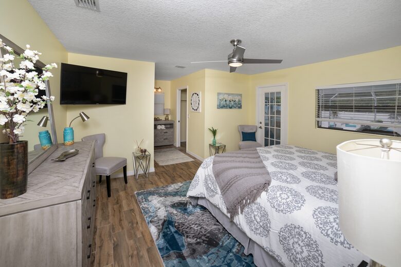 Sunshine Happiness - Sebastian, Florida