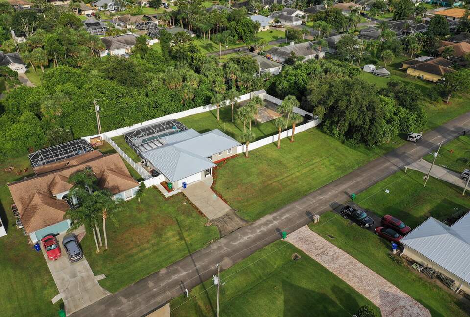 Sunshine Happiness - Sebastian, Florida