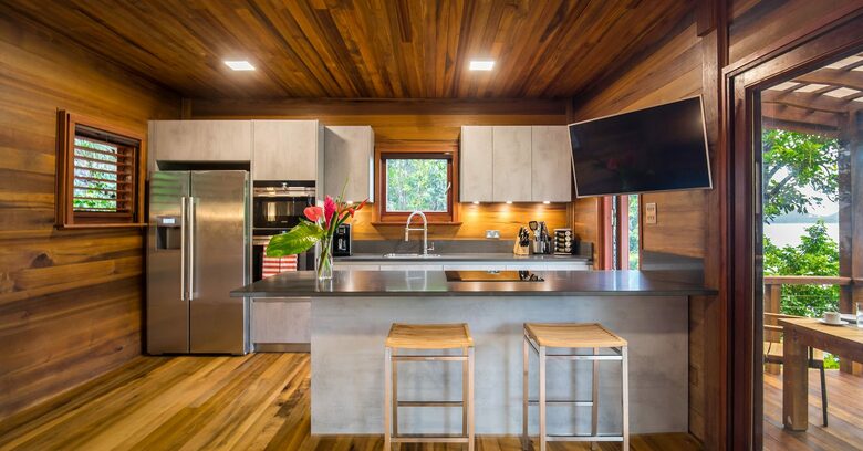 Secret Bay - Hillside Ti-Fèy Villa - Portsmouth, Dominica