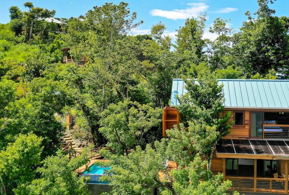 Secret Bay - Hillside Ti-Fèy Villa - Portsmouth, Dominica