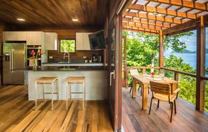 Secret Bay - Hillside Ti-Fèy Villa - Portsmouth, Dominica