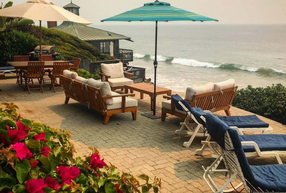 Stunning Beachfront House on Magnificent West Malibu Cove - Malibu, California