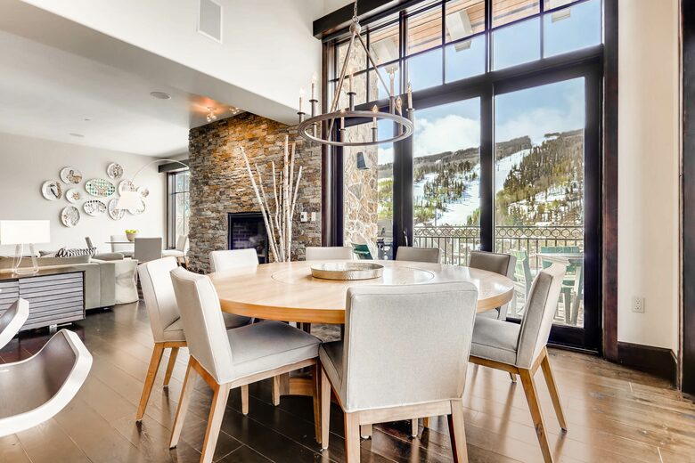 Lionshead Mountain-View Condo, Steps to Gondola - Vail, Colorado