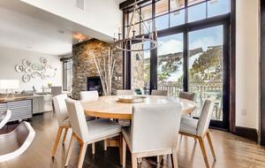 Lionshead Mountain-View Condo, Steps to Gondola - Vail, Colorado