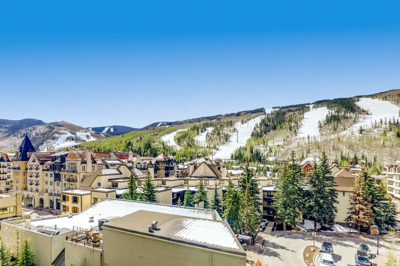 Lionshead Mountain-View Condo, Steps to Gondola - Vail, Colorado