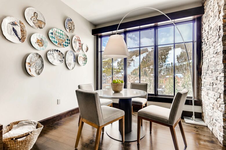 Lionshead Mountain-View Condo, Steps to Gondola - Vail, Colorado