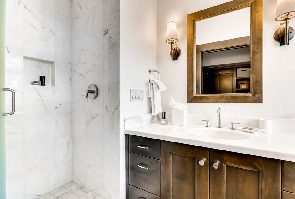 Lionshead Mountain-View Condo, Steps to Gondola - Vail, Colorado