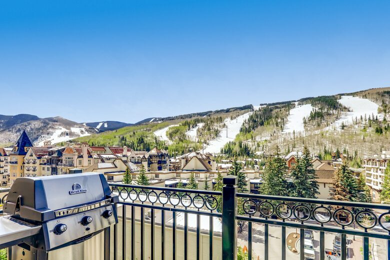 Lionshead Mountain-View Condo, Steps to Gondola - Vail, Colorado