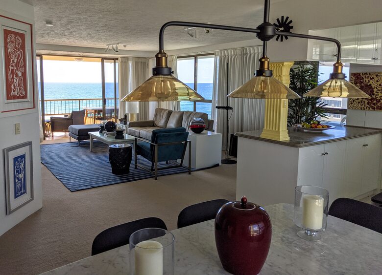 Fabulous Main Beach Apartment - Main Beach, Gold Coast, Australia